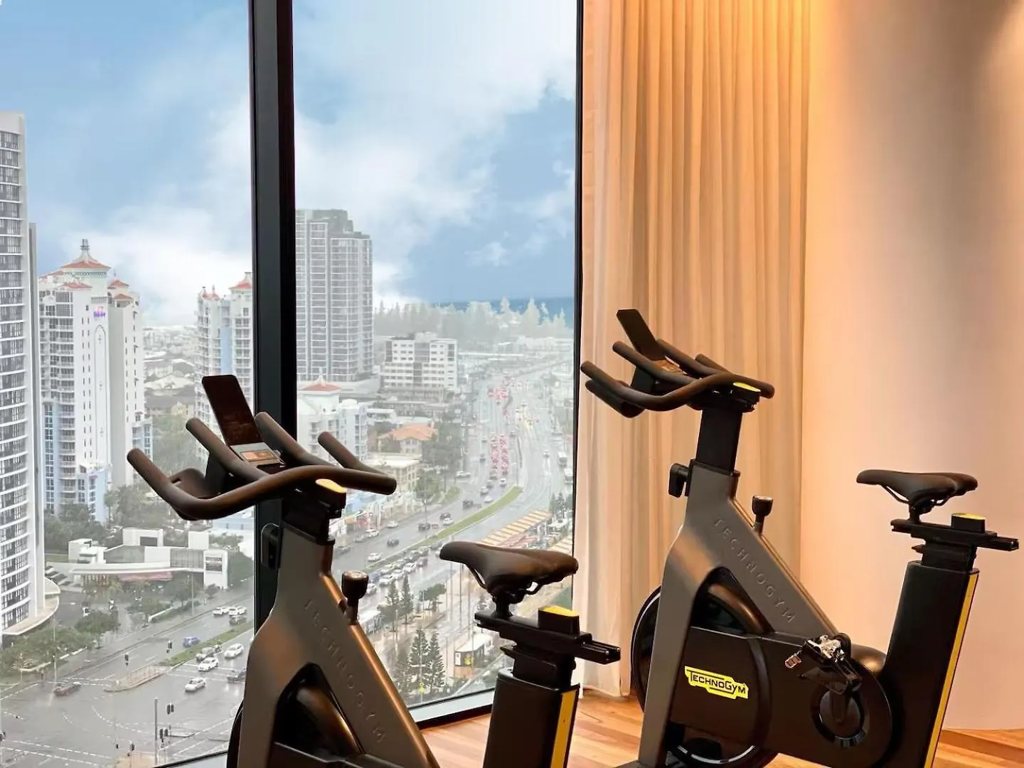 Azure Skyline Casino Residences Gold Coast
